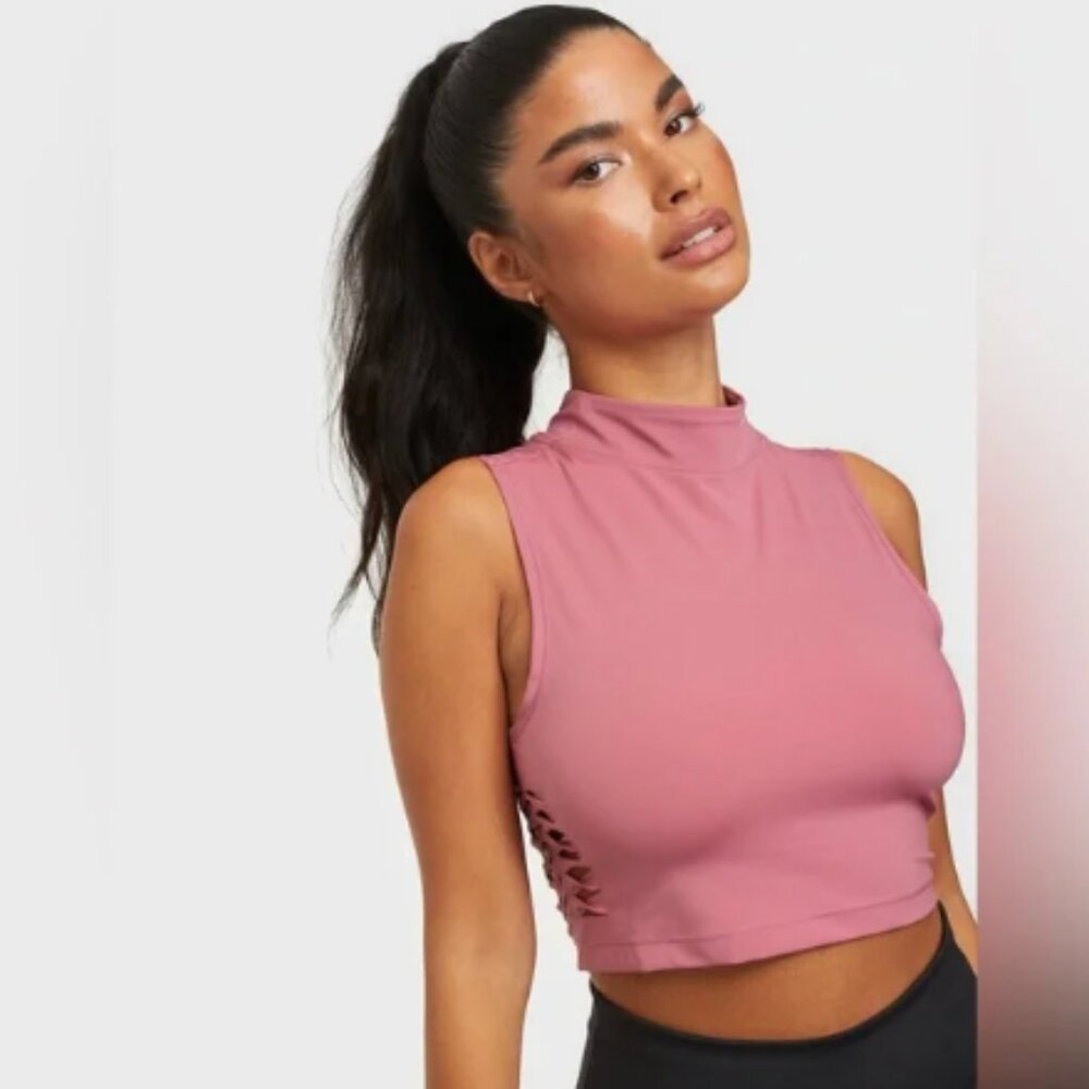 Nike pink crop top (145)